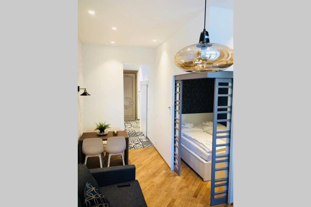 Zeus Design Apartments Schoenbrunn Виена Екстериор снимка
