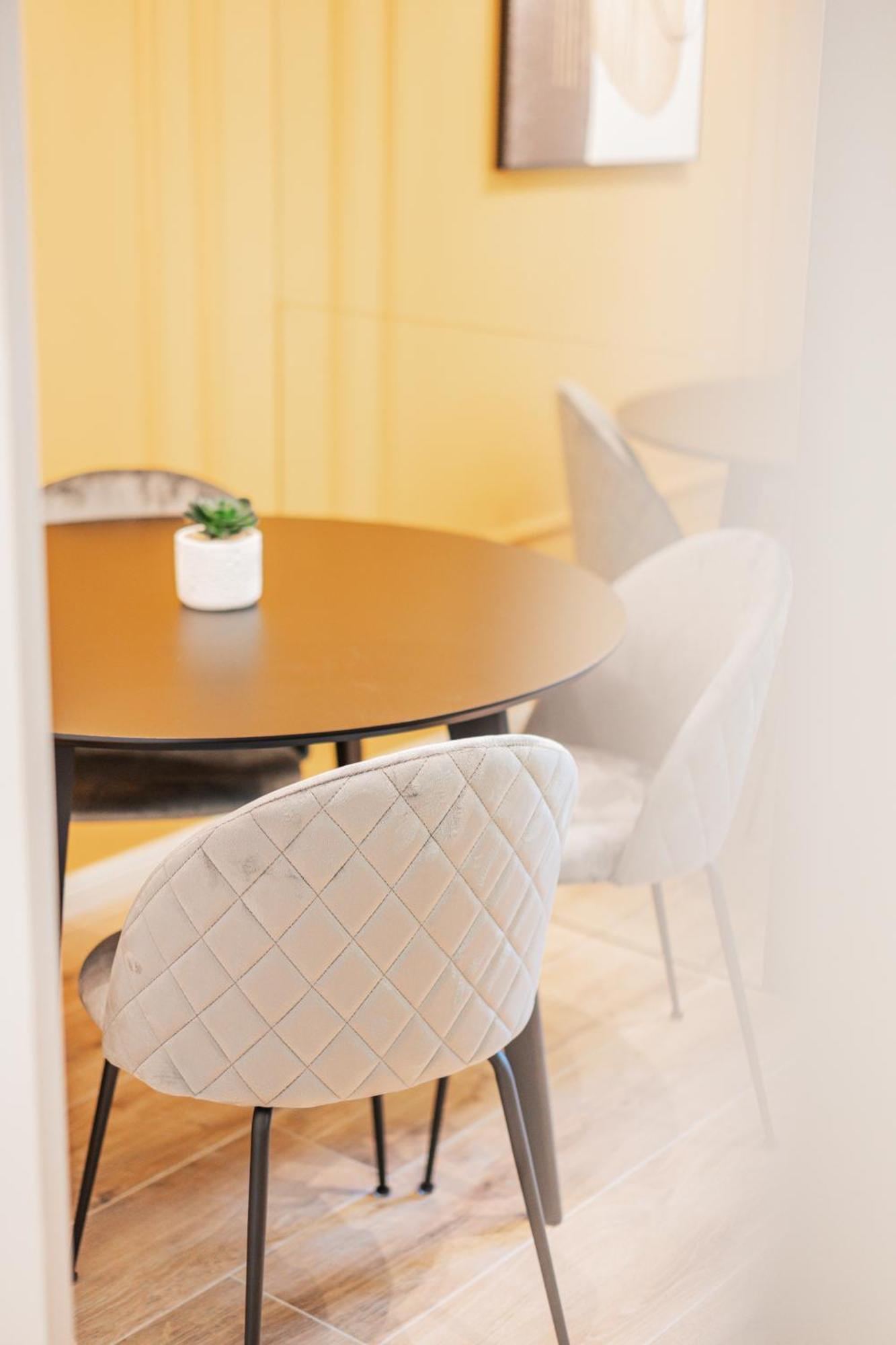 Zeus Design Apartments Schoenbrunn Виена Екстериор снимка